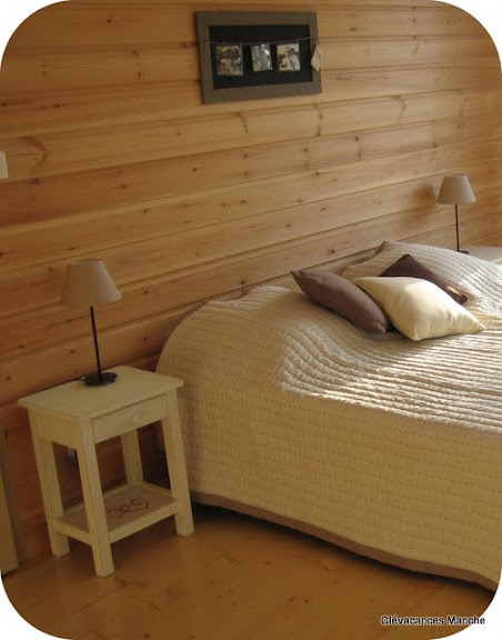 Locations Cl&eacute;vacances esprit bois dans la Manche en Normandie